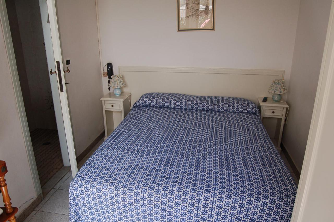 Hotel Ondina Viareggio Bagian luar foto