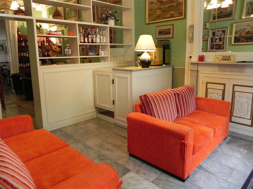 Hotel Ondina Viareggio Bagian luar foto